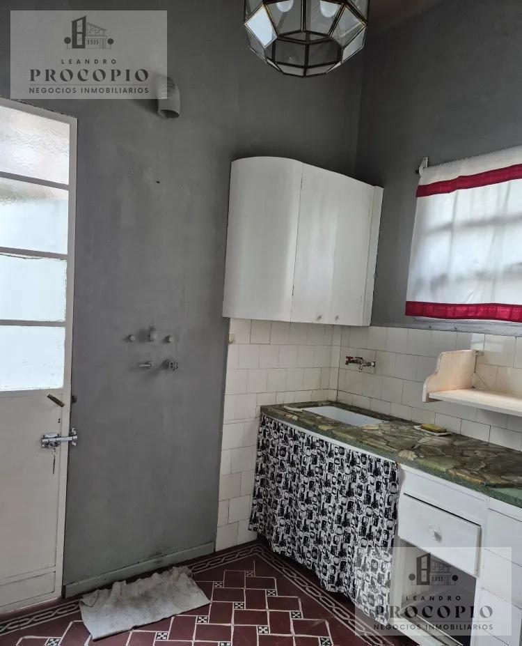 Foto de Casa PH 4 ambientes en venta en Morón, imagen 3