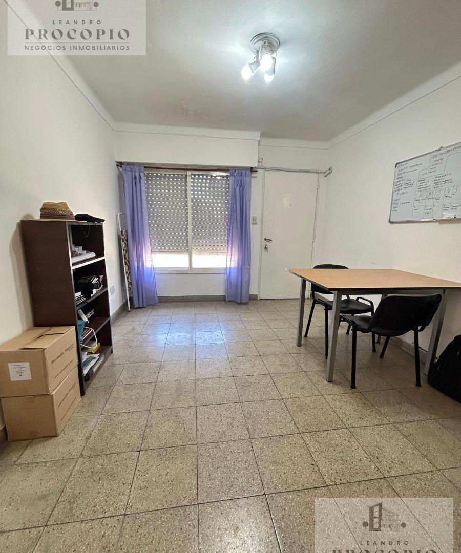 Foto de Casa 4 ambientes en venta en Paso Del Rey centro, imagen 3