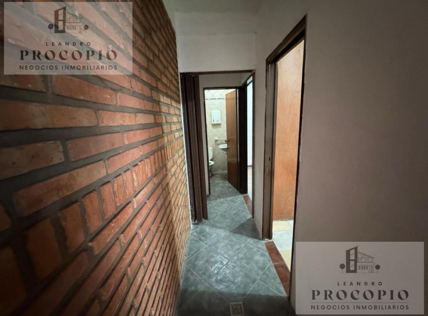 Foto de Departamento 2 ambientes y 1/2 en alquiler en Moreno centro, imagen 2