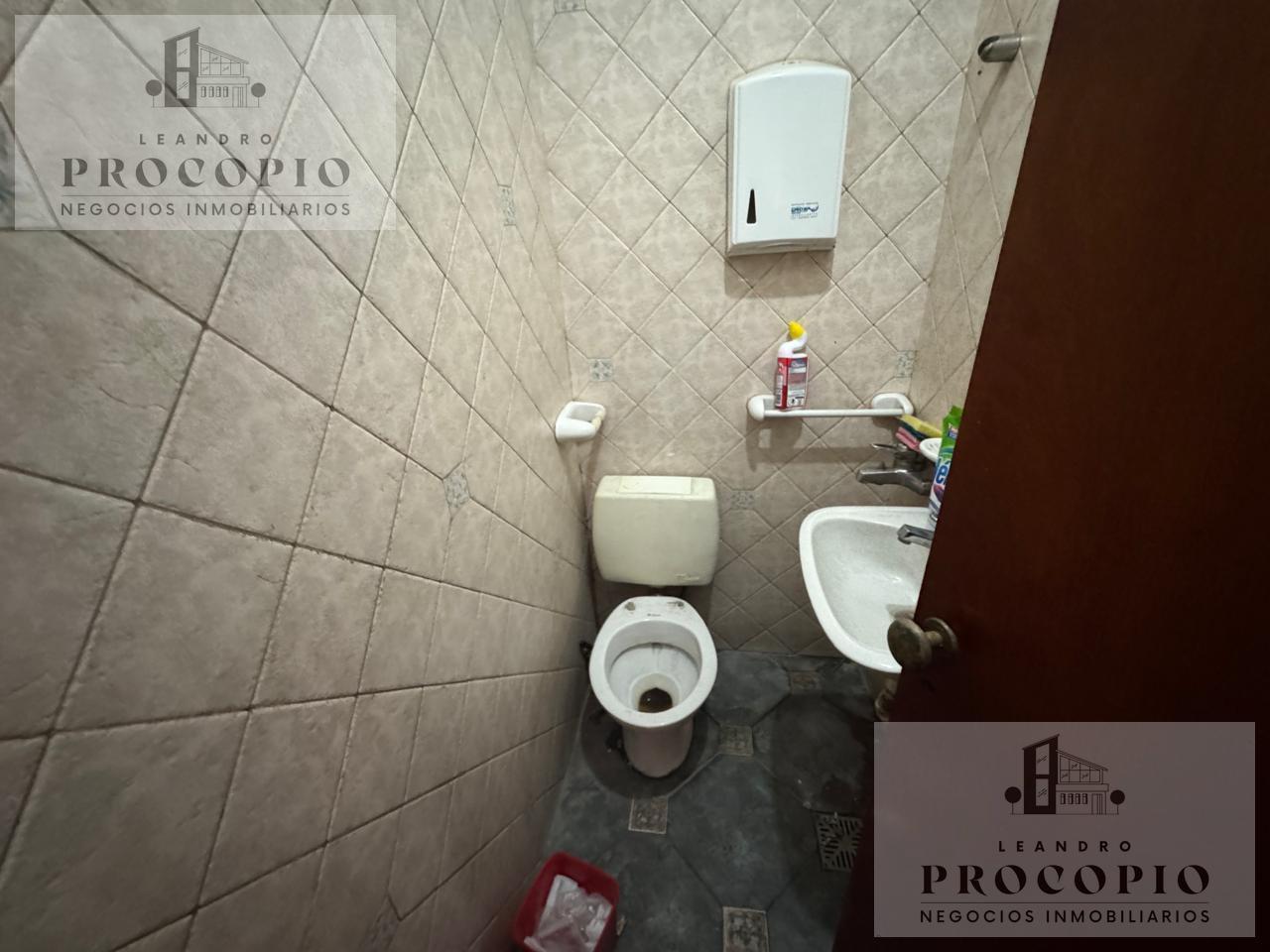 Foto de Departamento 2 ambientes y 1/2 en alquiler en Moreno centro, imagen 3