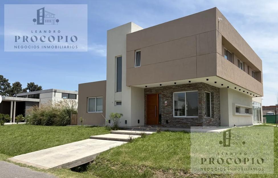 Foto de Casa 5 ambientes en venta en Fincas de Alvarez, imagen 4