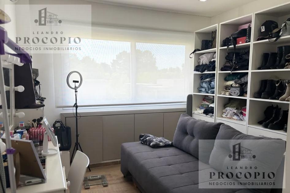Foto de Casa 5 ambientes en venta en Fincas de Alvarez, imagen 2