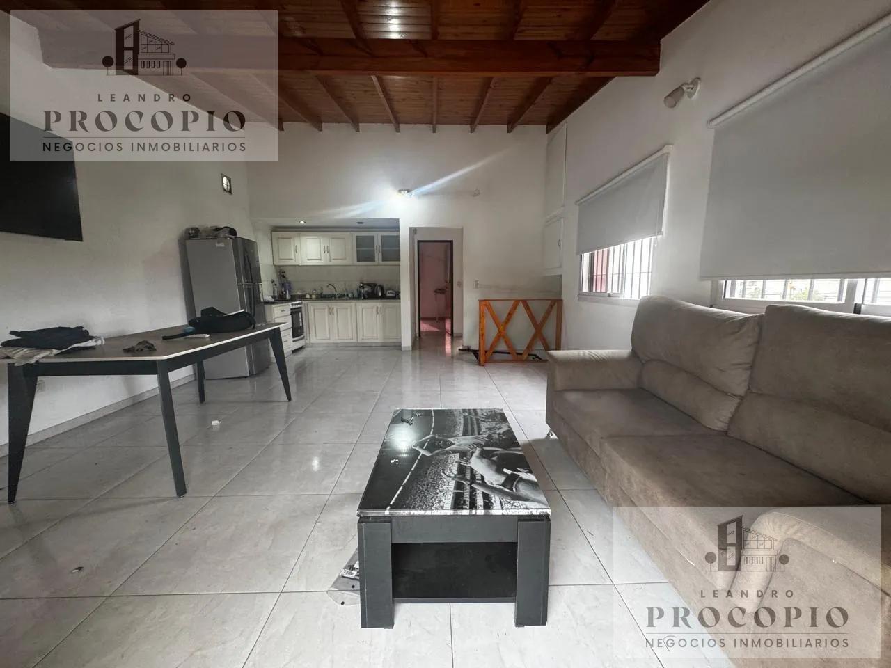 Foto de PH 3 ambientes en venta en Ituzaingó, imagen 1