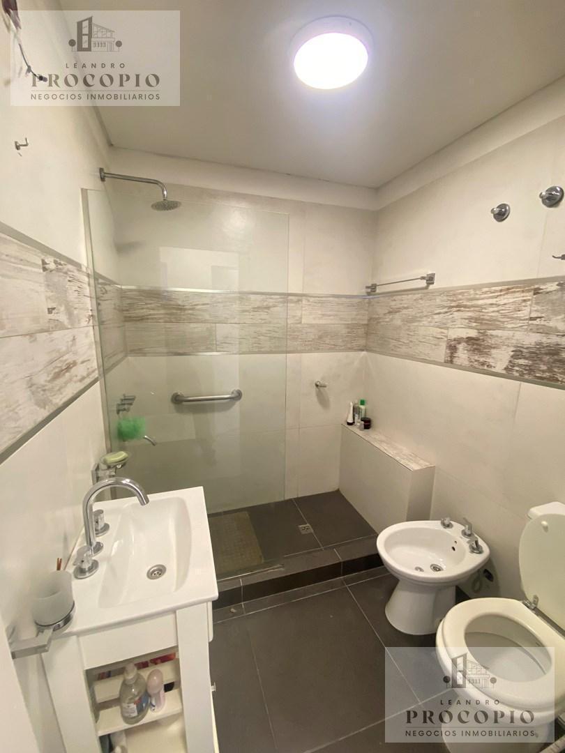 Foto de PH 4 ambientes en venta en Castelar, imagen 4