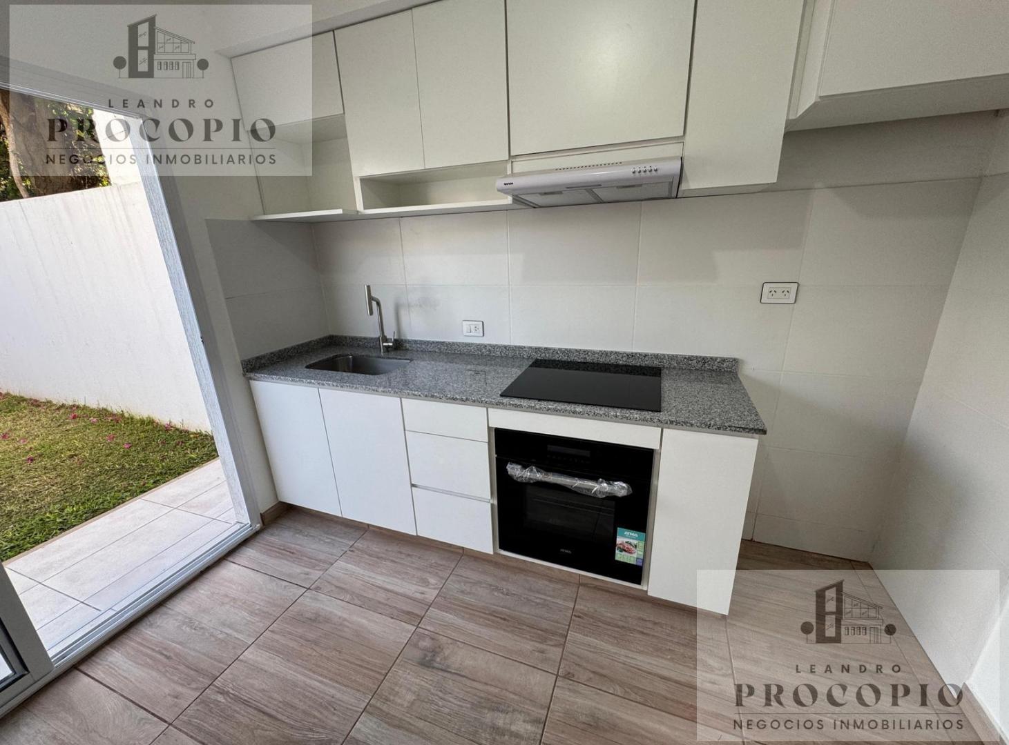 Foto de DUPLEX 3 AMBIENTES A ESTRENAR EN VENTA EN CASTELAR, imagen 1