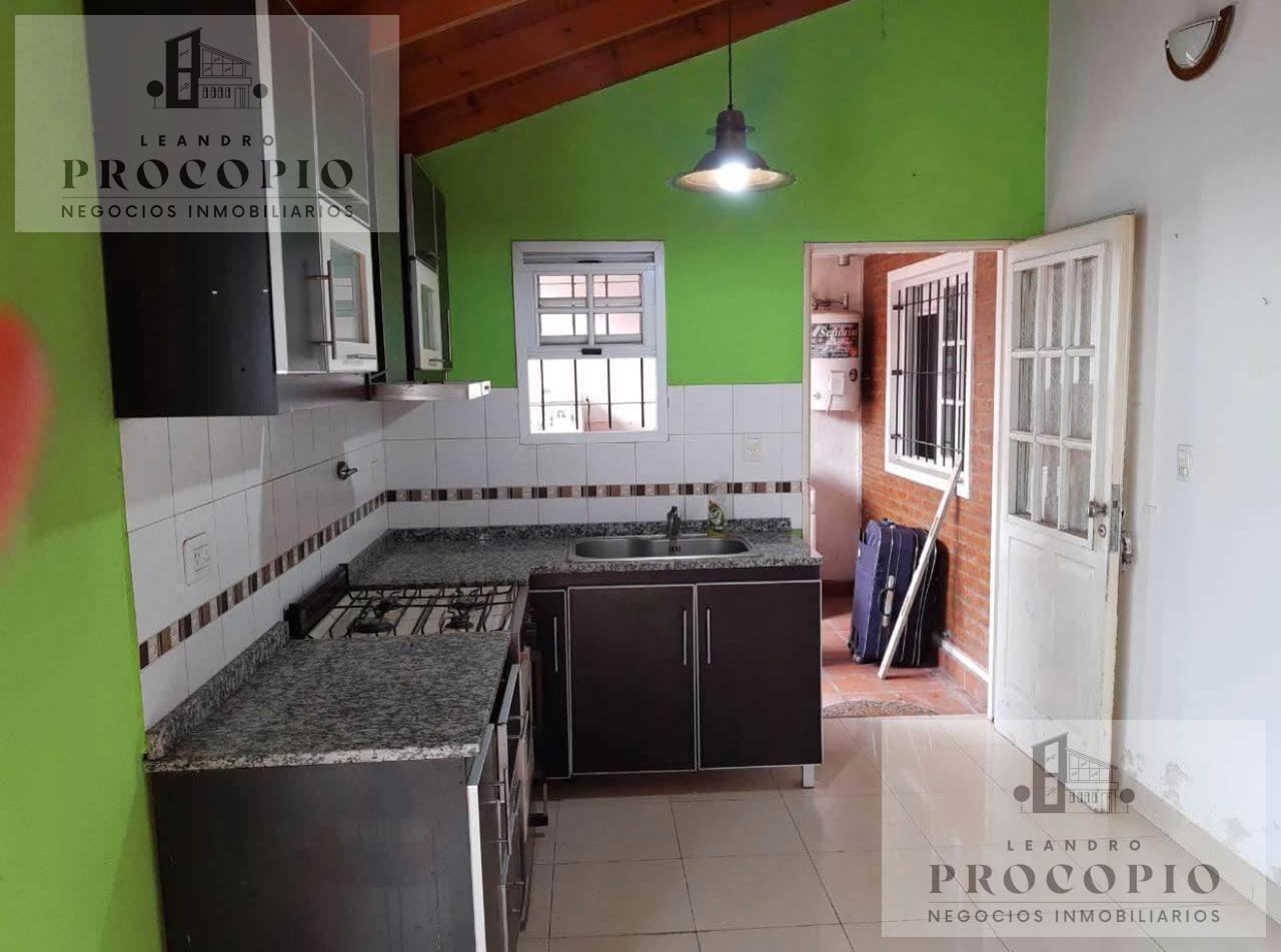 Foto de Departamento amplio de dos ambientes y 1/2 en alquiler en Moreno, imagen 1