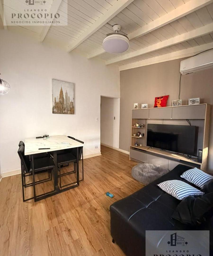 Foto de VENTA - DOS UNIDADES - CASA 5 AMBIENTES - DEPARTAMENTO 3 AMBIENTES EN, imagen 1