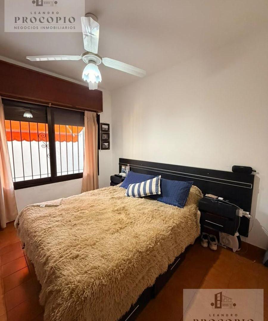 Foto de VENTA - DOS UNIDADES - CASA 5 AMBIENTES - DEPARTAMENTO 3 AMBIENTES EN, imagen 4