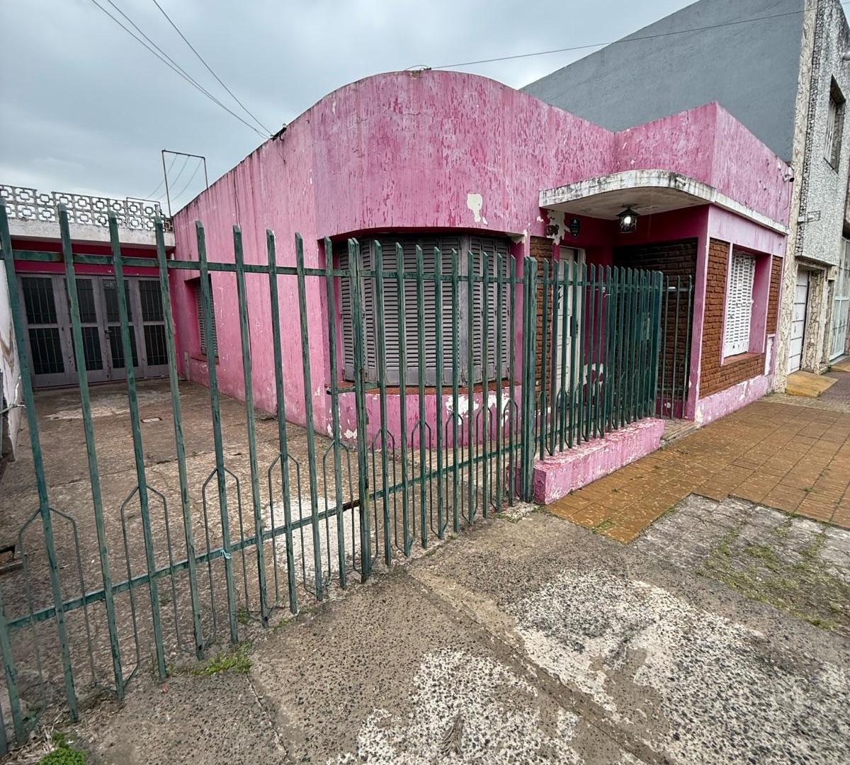 Foto de Casa 3 ambientes en venta en Morón - APTO CRÉDITO, imagen 1