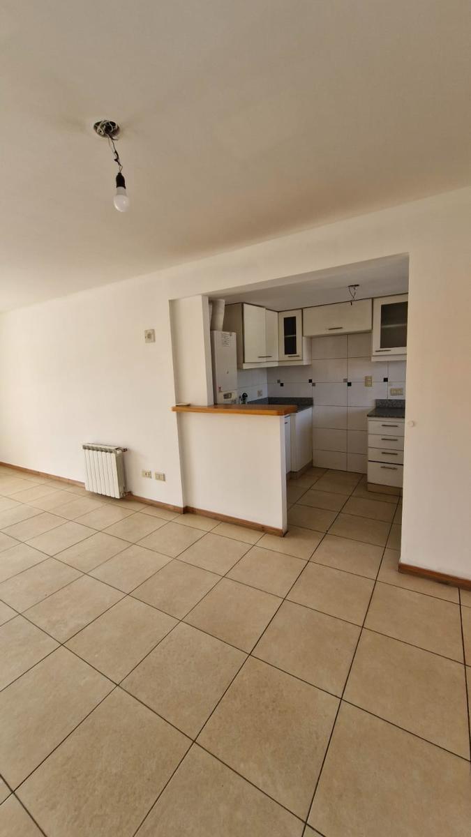 Departamento en Barrio Bombal 2