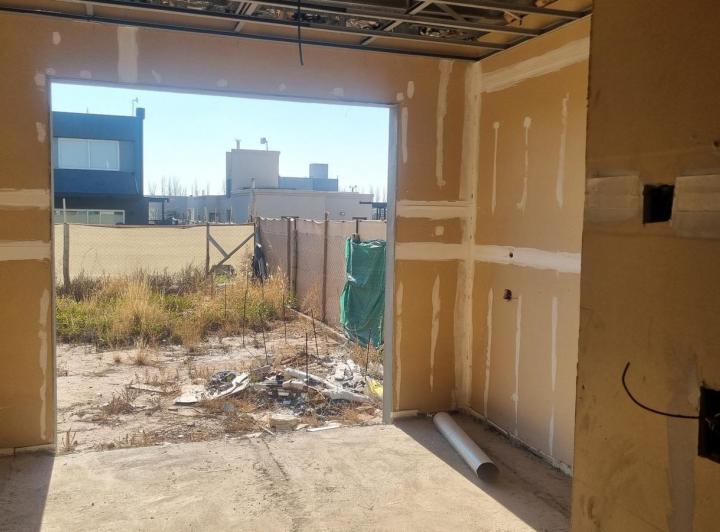 Casa en construccion al 70% 5