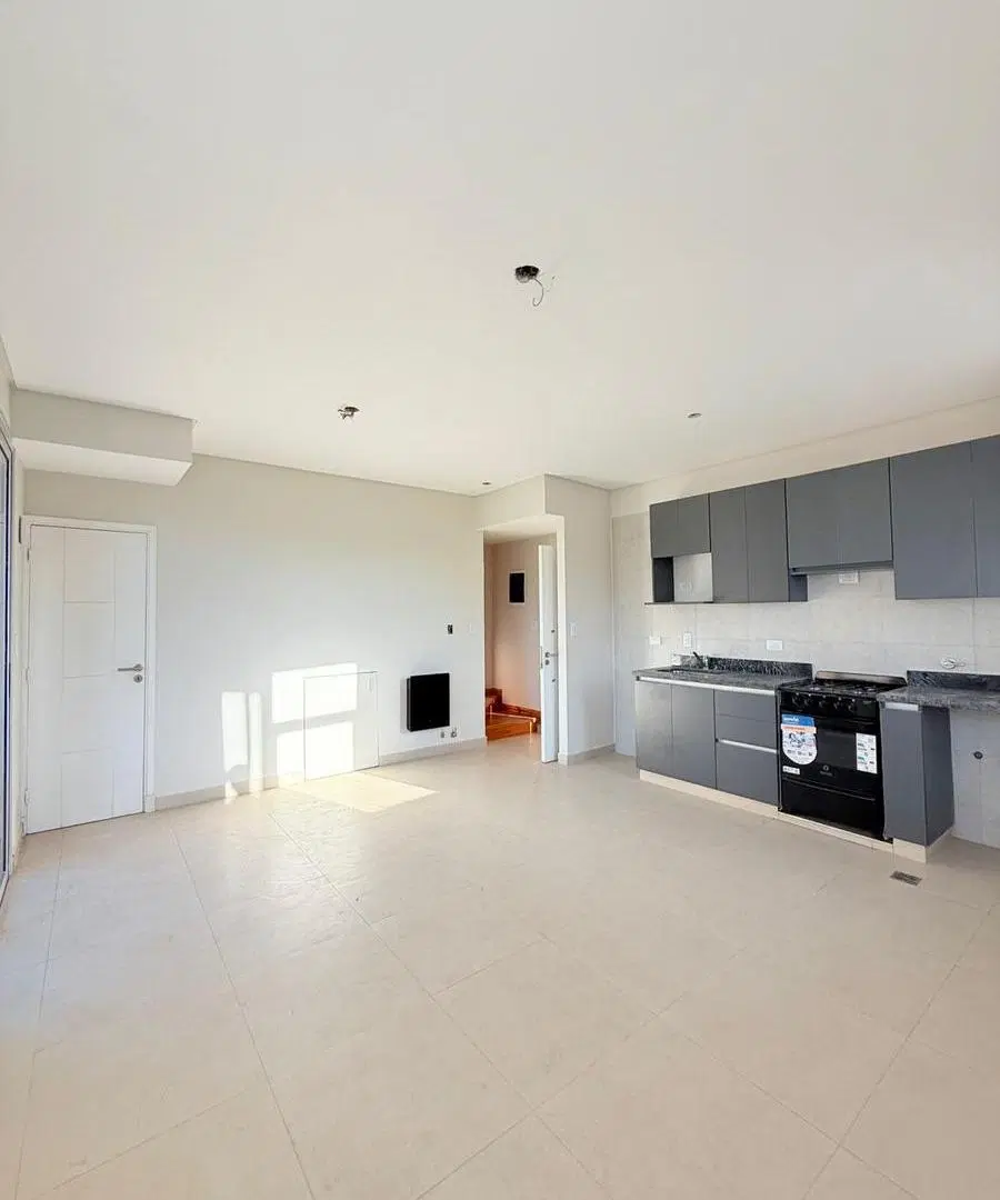 Casa en Venta Barrio Los Carolinos - Carrodilla 1