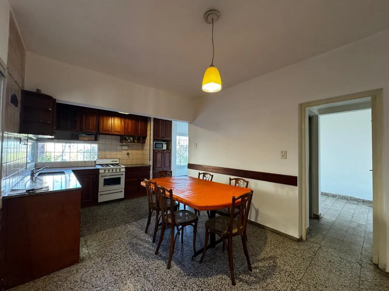 Casa en VENTA Centro de Luján calle Mariano Moreno 3