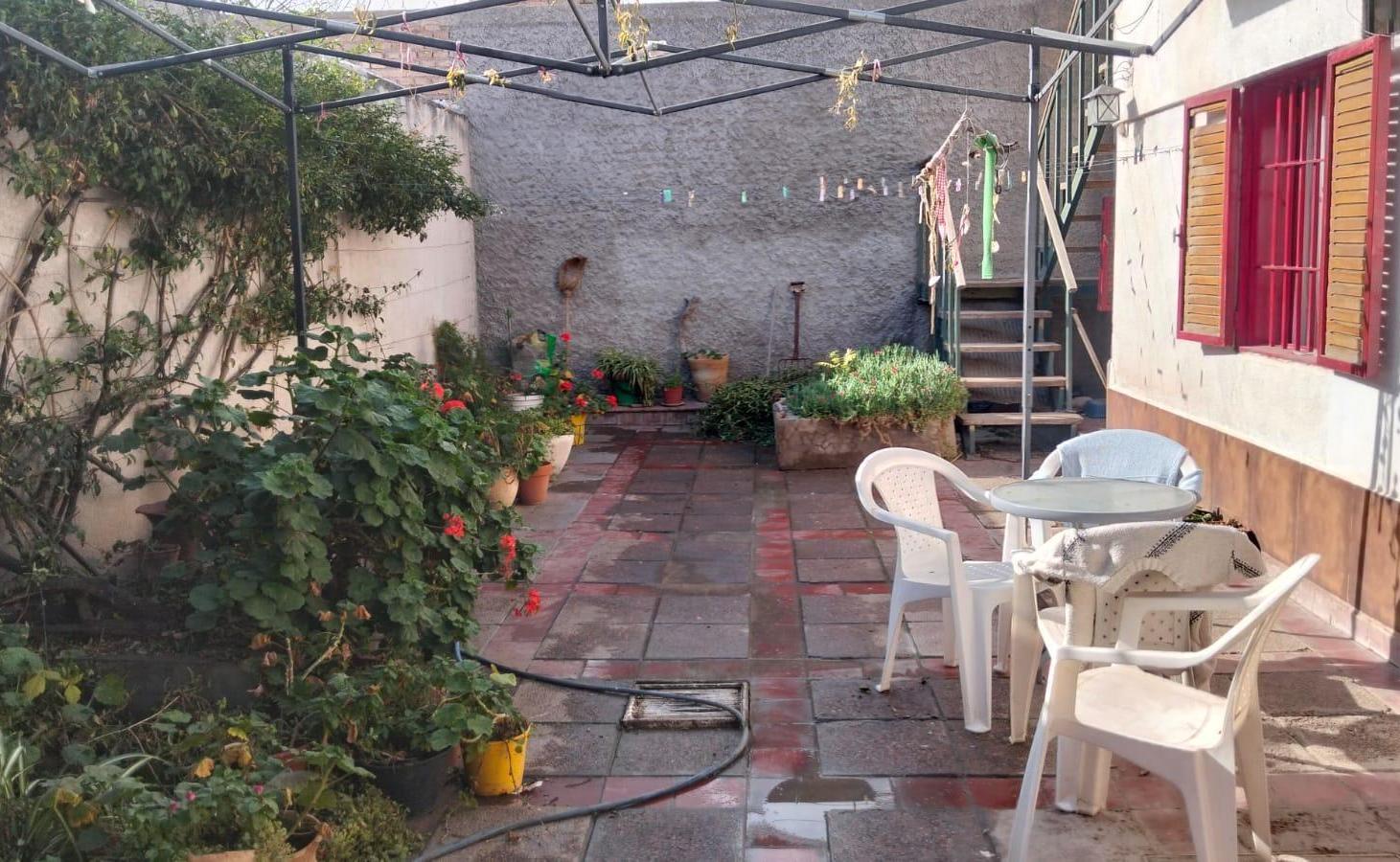 Foto de CASA EN VENTA, EXCELENTE UBICACIÓN!, imagen 3