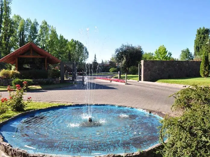 Terreno en Chacras De Coria 2