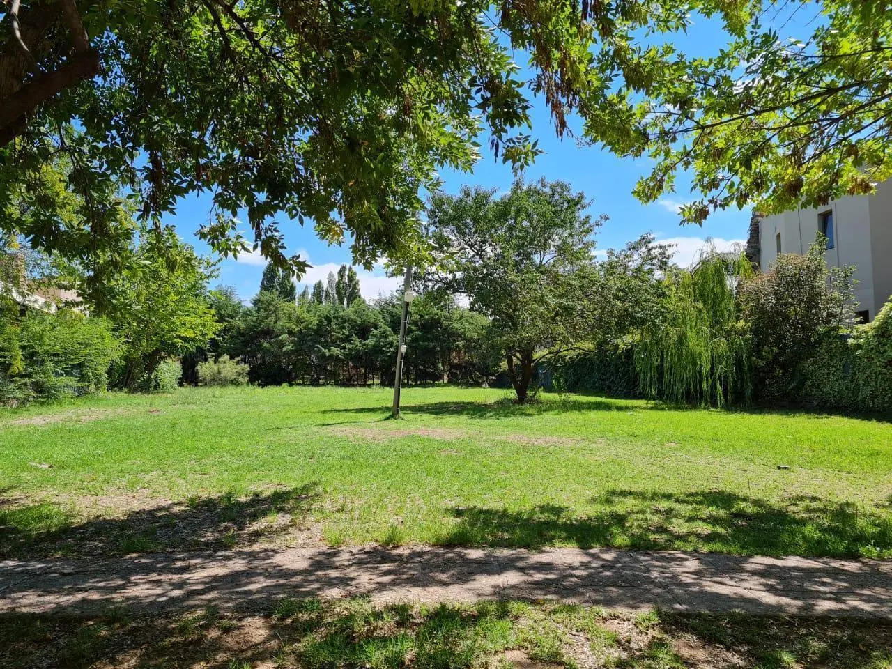 Terreno en Chacras De Coria 4