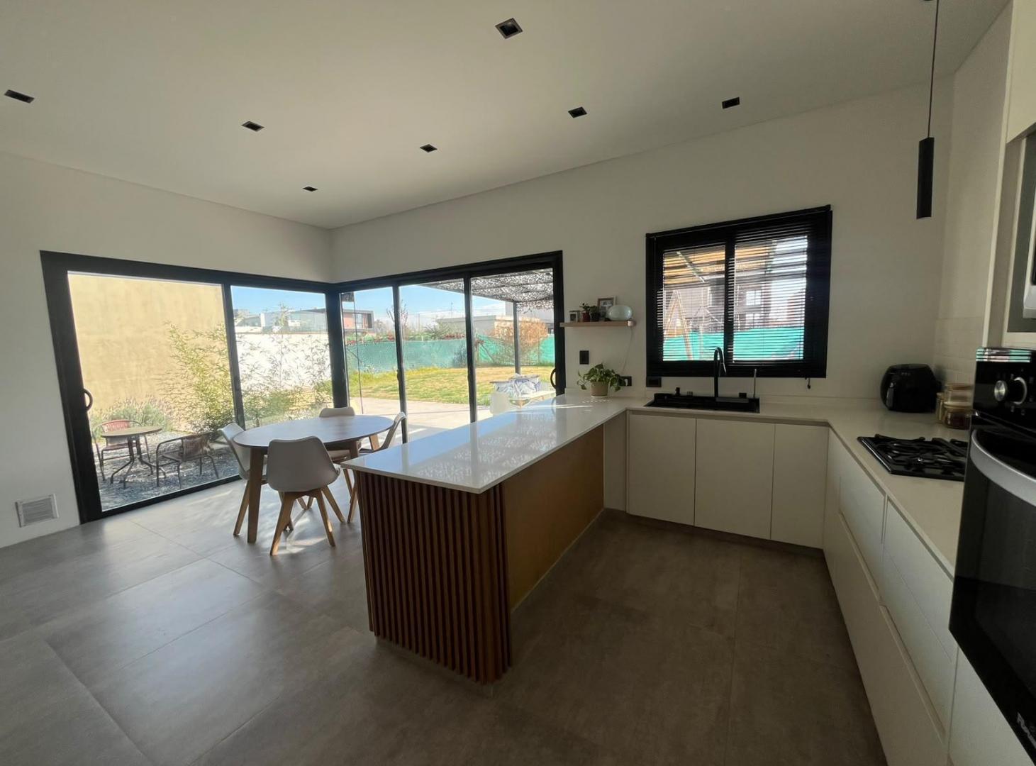 Foto de Casa de categoría en venta, imagen 2