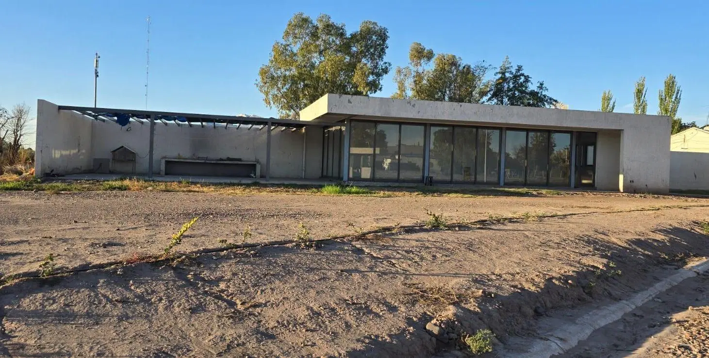 Terreno en Barrio Ampros 9 3