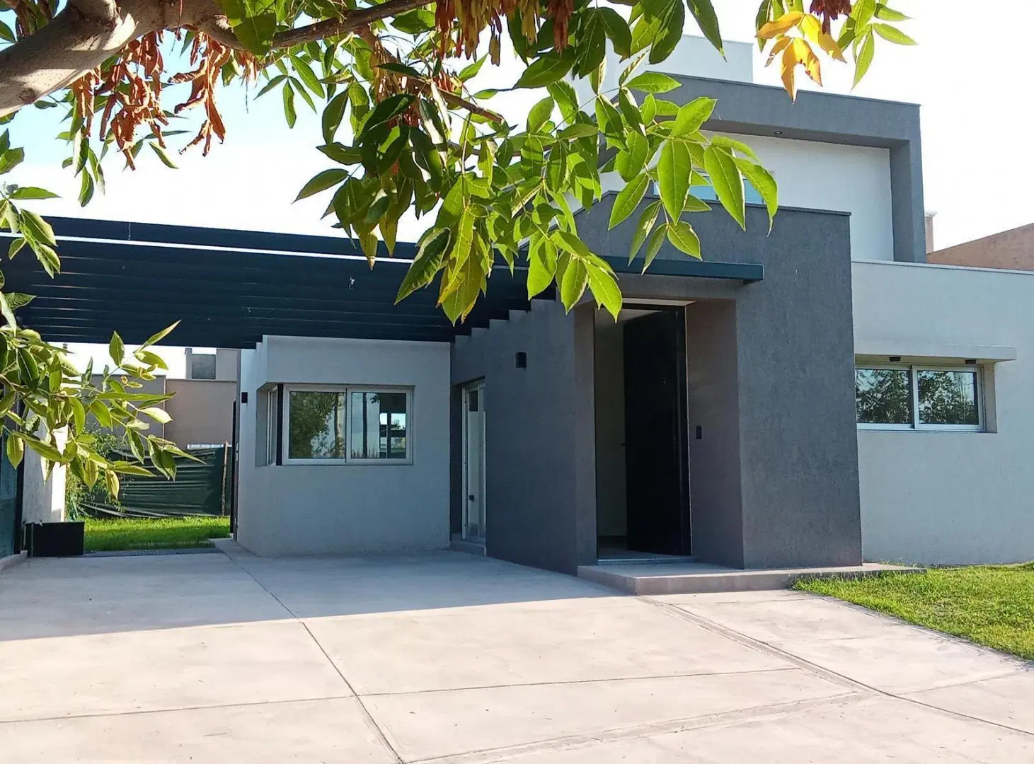 Casa en venta en Ciro de Vieytes 8