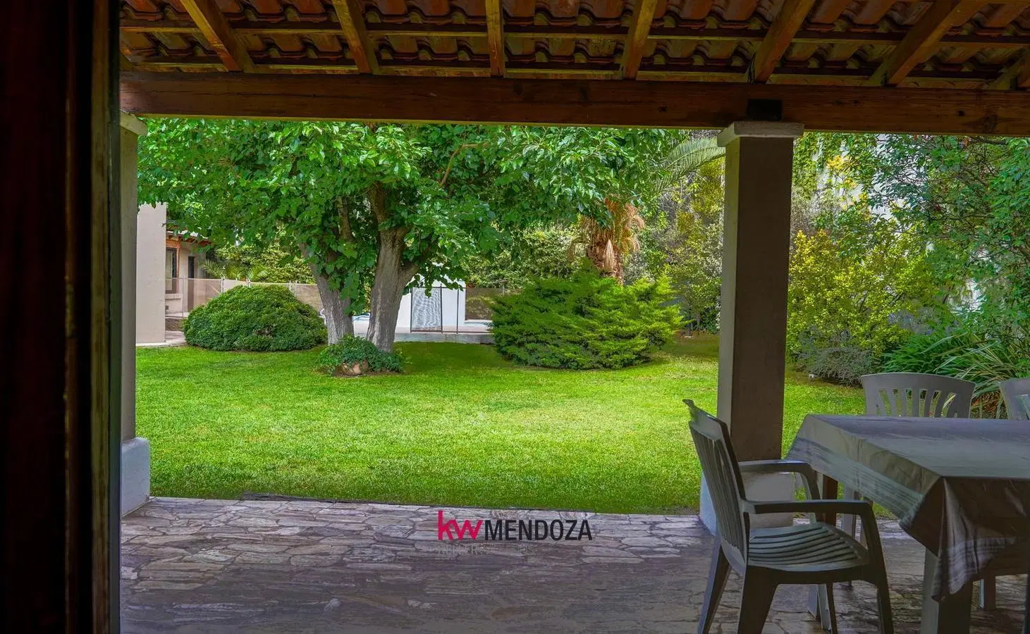 Casa en Chacras de Coria Callejon Privado 5