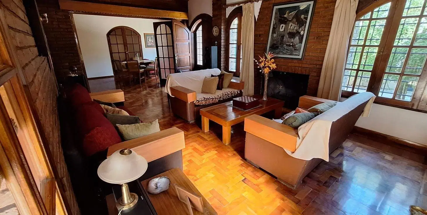 Casa en Chacras De Coria Barrio 4