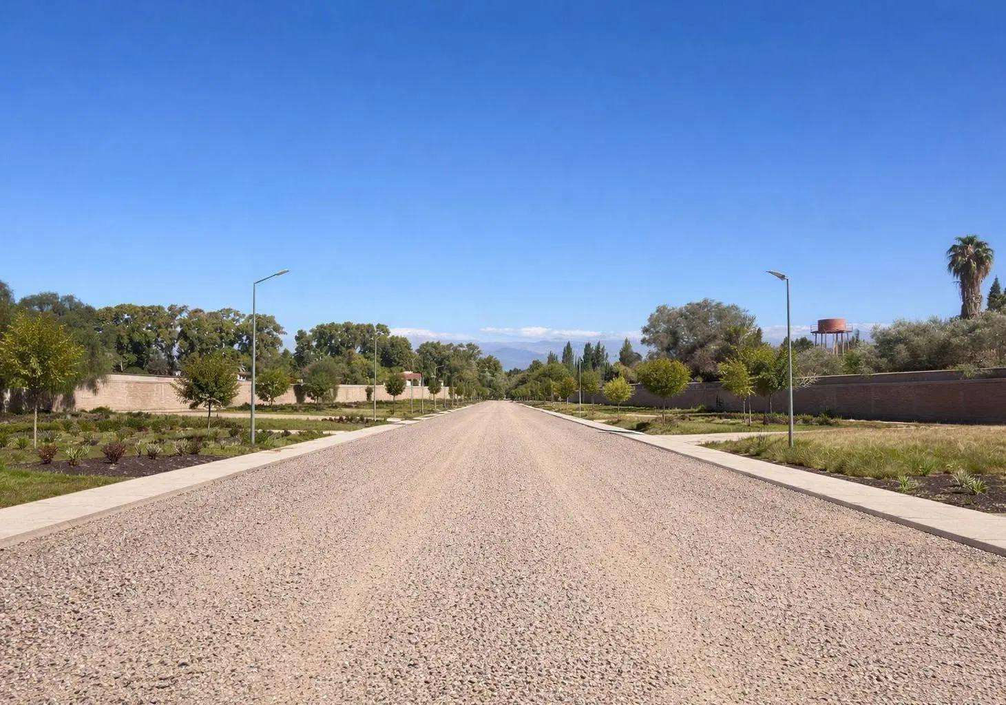 LOTES EN VENTA EN BARRIO SEMI-PRIVADO MATHUS 3