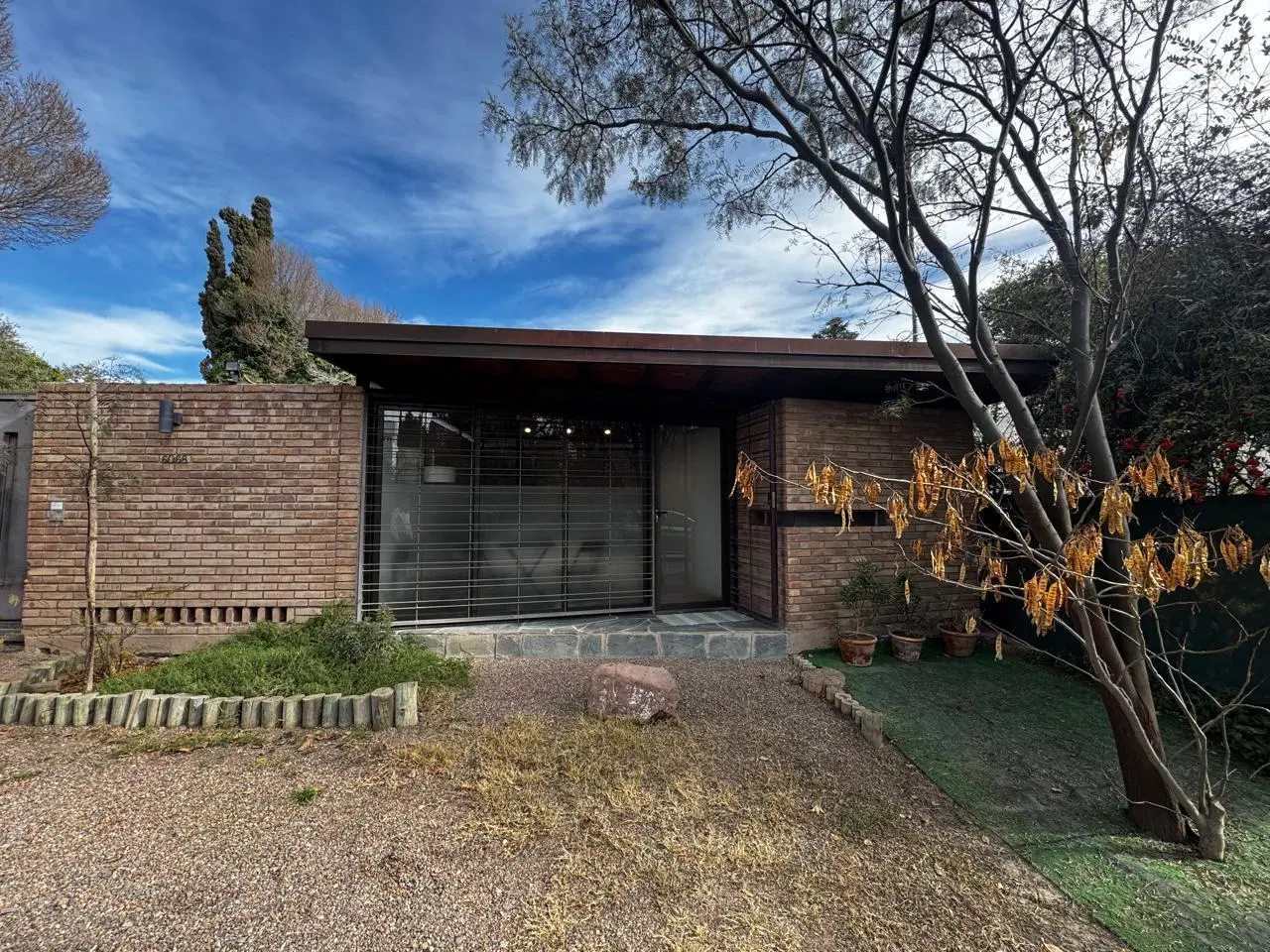 ALQUILER de Oficina - Consultorio - Chacras de Coria - Mendoza 2