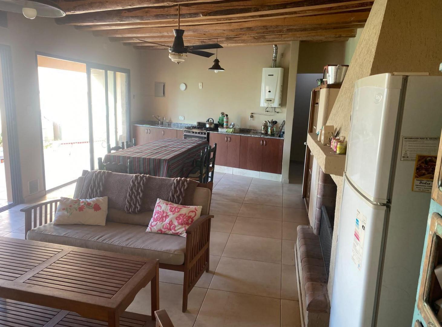 Foto de Casa con pileta en Venta - B°privado Cina Cina - Guaymallén, imagen 5