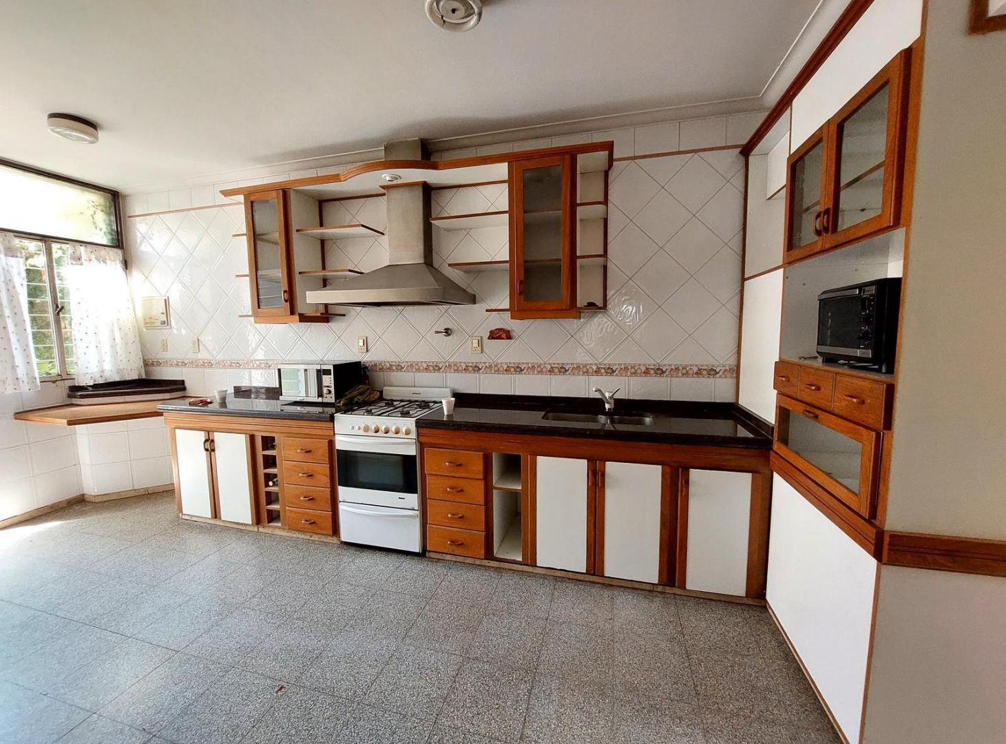 Foto de Casa Estudio en la Quinta Seccion de estilo 2Dorm + Dep, imagen 4