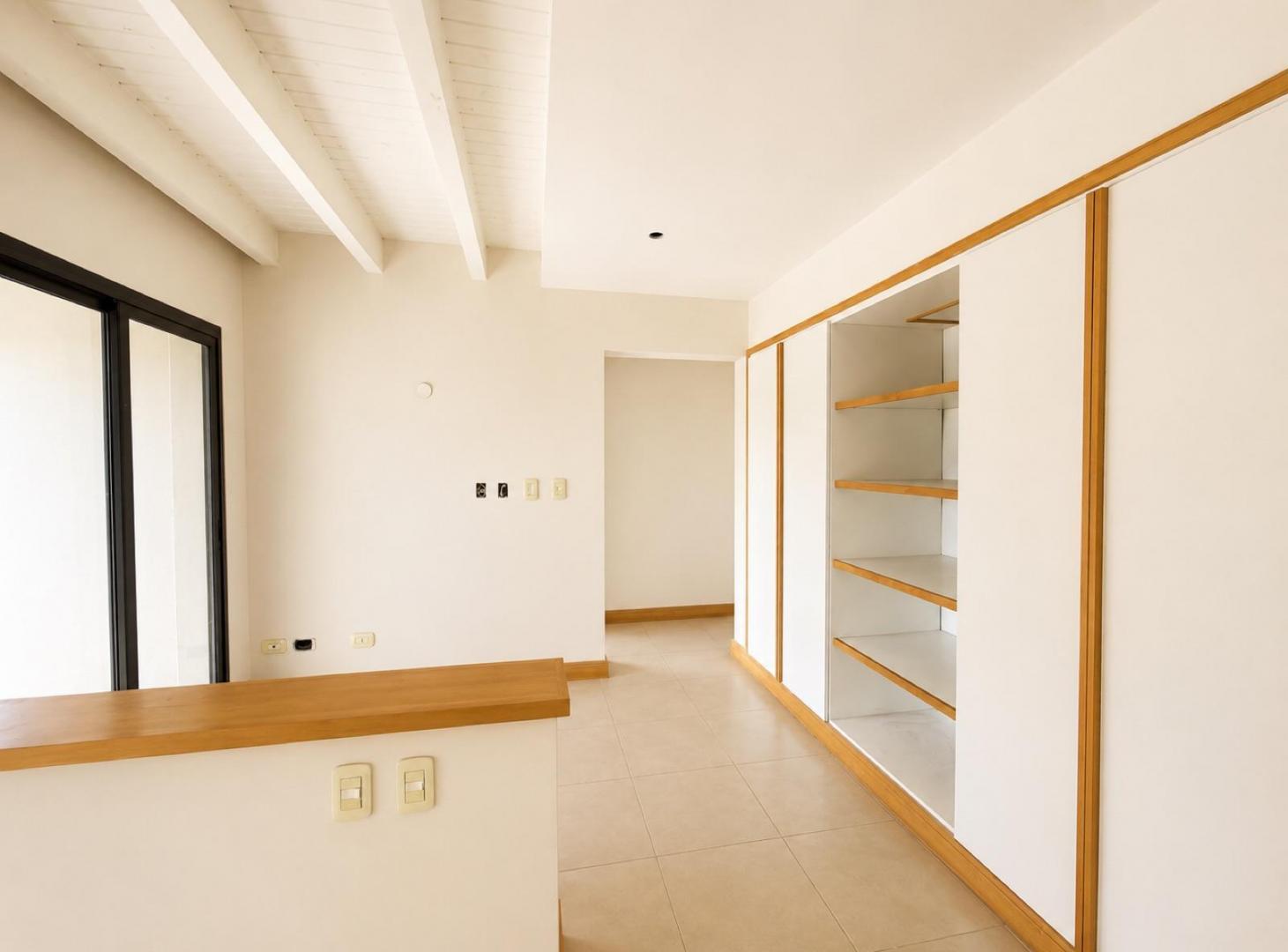 Foto de Casa - Chacras De Coria, imagen 2