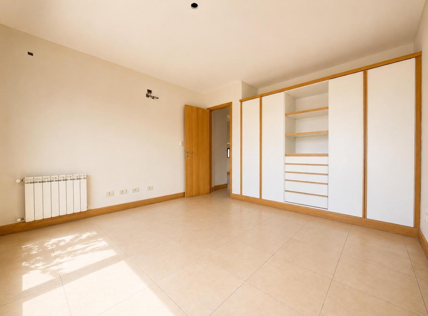 Foto de Casa - Chacras De Coria, imagen 1