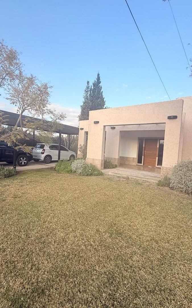 Foto de Casa en Venta en Barrio Privado Virgen de las Nieves, Guaymallén, imagen 5