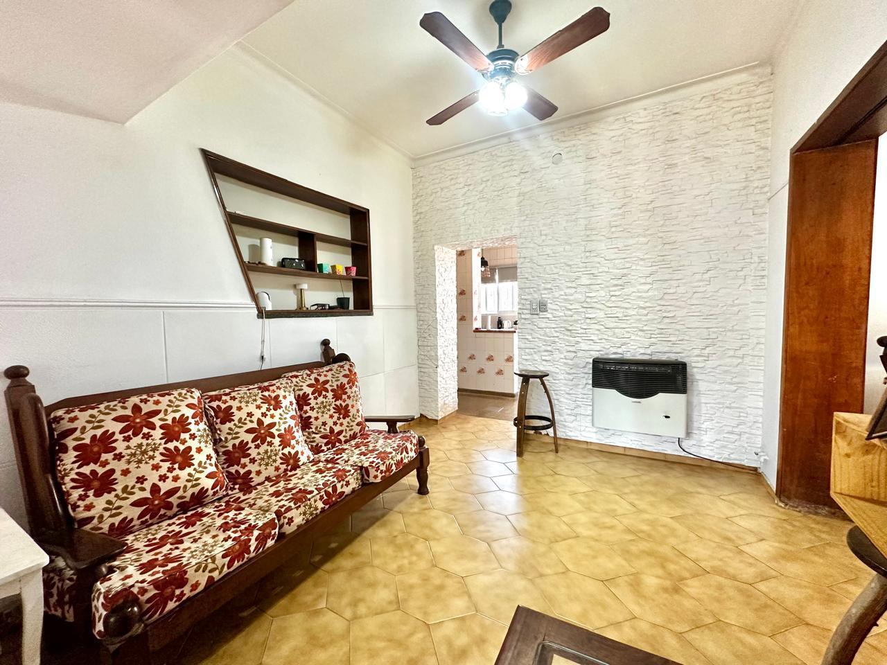 Foto de VENTA CASA SEXTA SECCION CIUDAD, MENDOZA., imagen 2