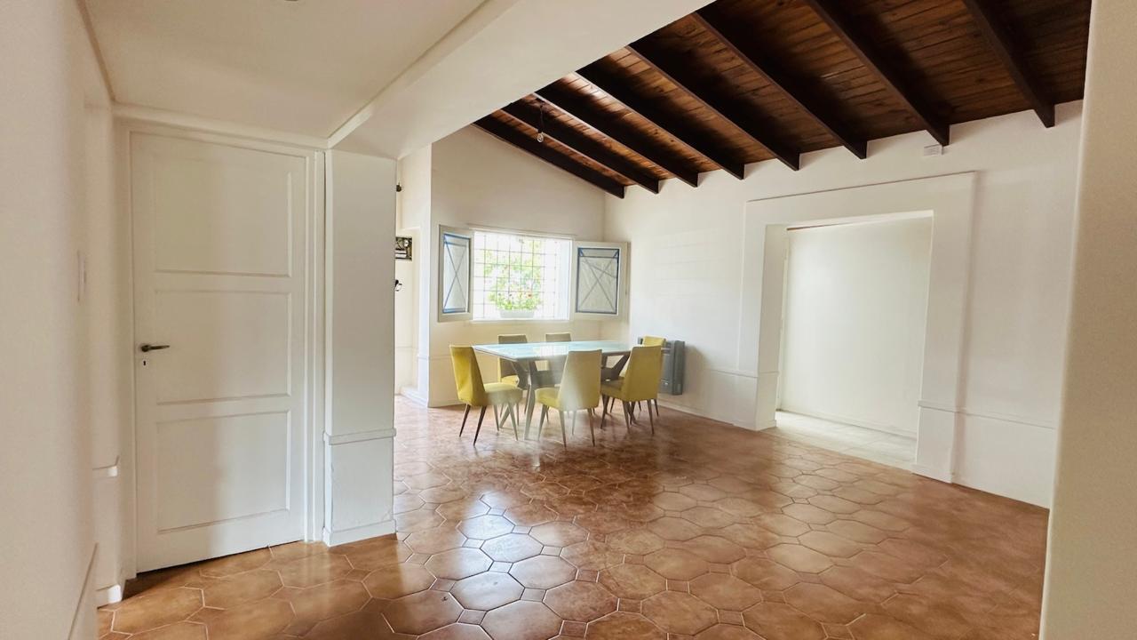 Foto de Se alquila amplia casa ideal para Oficinas- Consultorios- Estudios., imagen 4