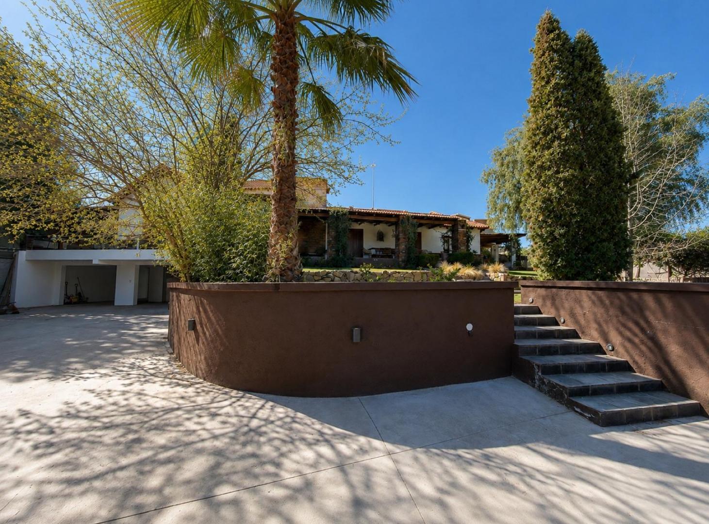 Foto de Casa - Chacras De Coria, imagen 1