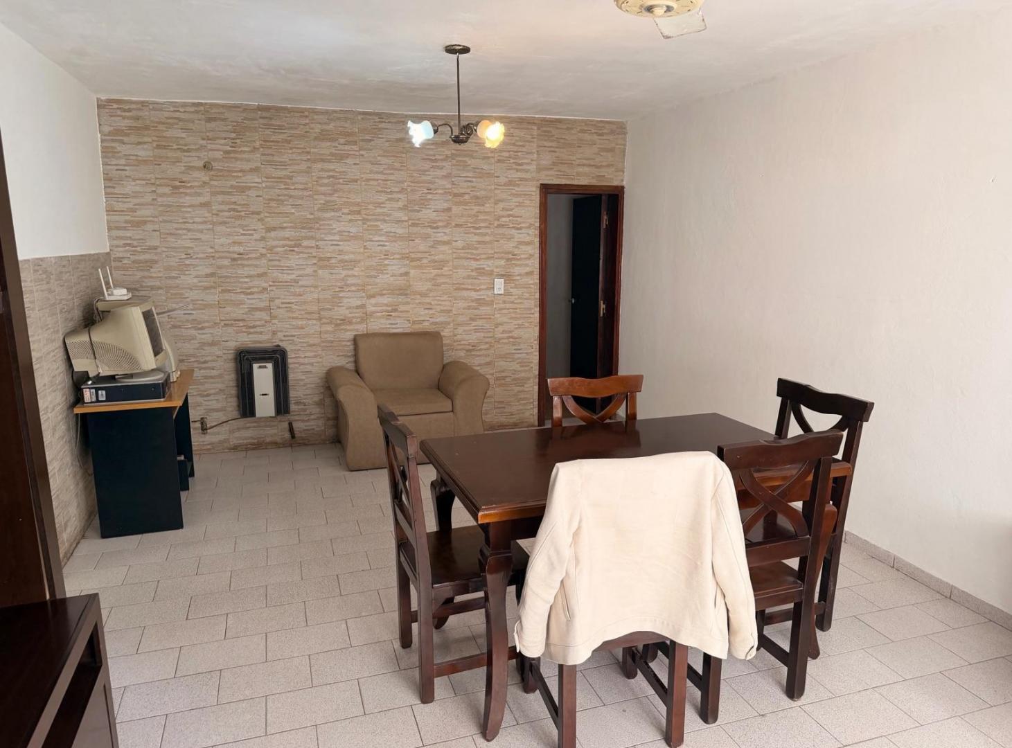 Foto de Casa + Galpón + Depto, imagen 2