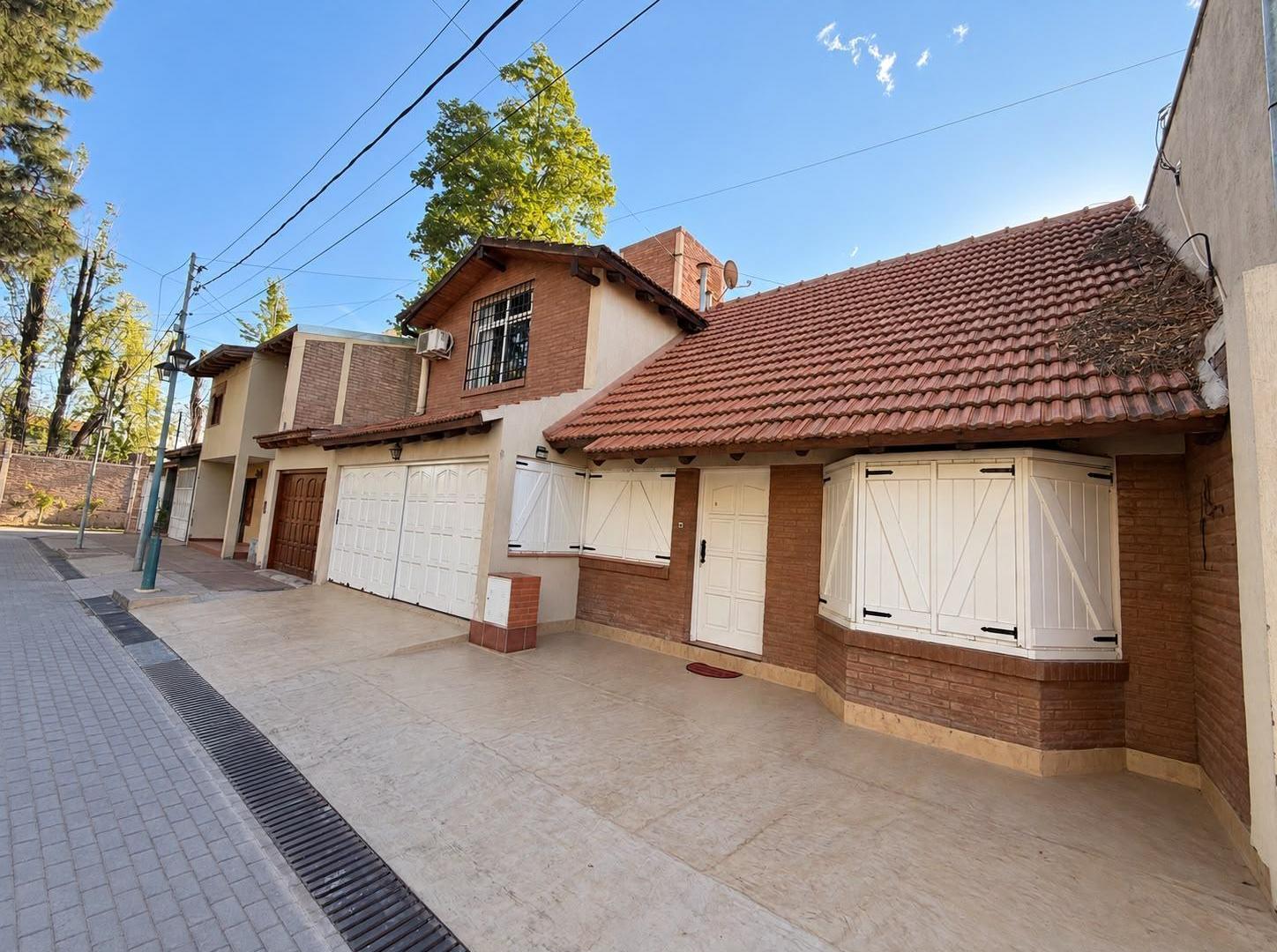 Foto de Casa en venta en Pinar de Carrodilla, Godoy Cruz, imagen 3