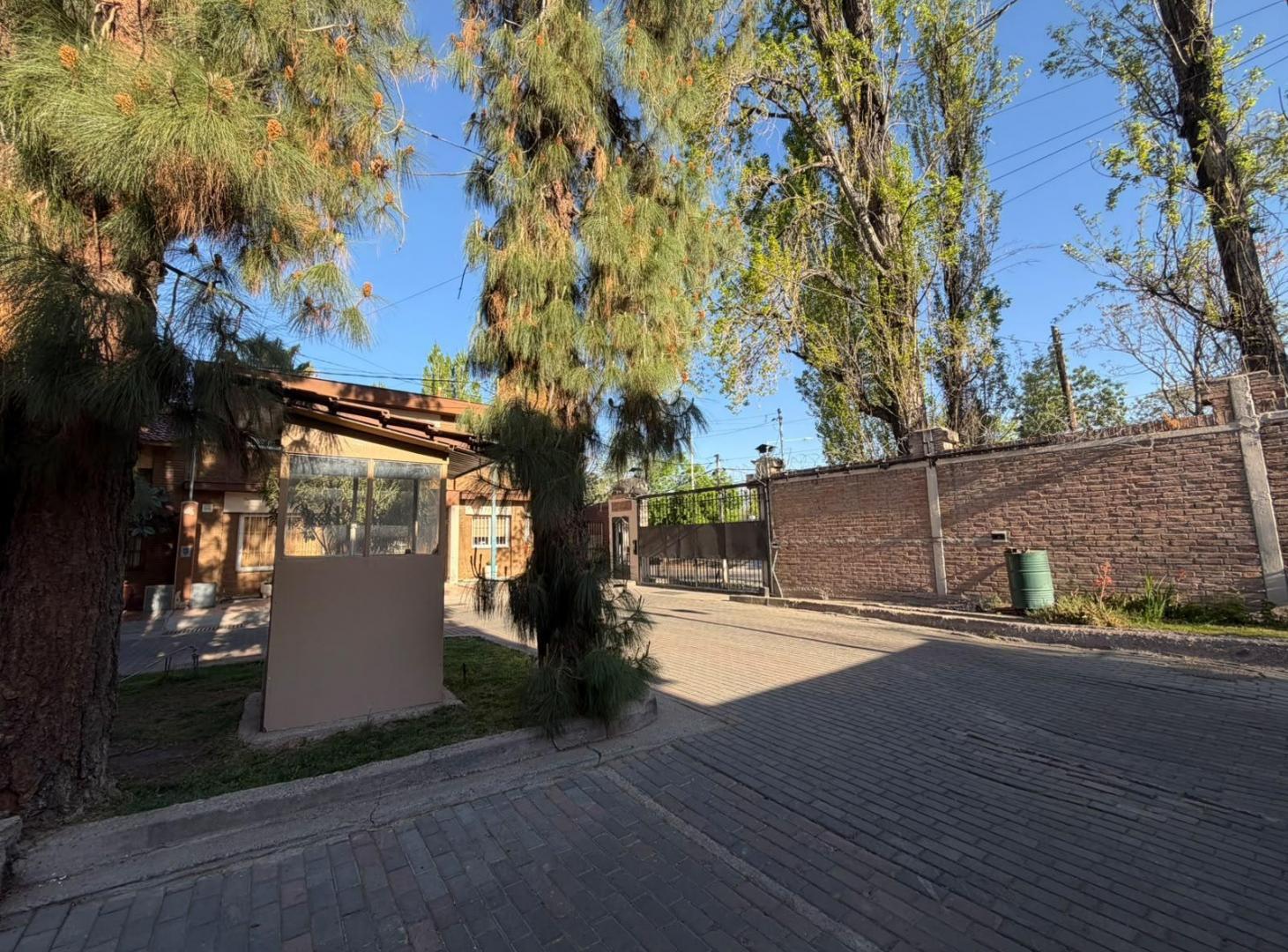 Foto de Casa en venta en Pinar de Carrodilla, Godoy Cruz, imagen 2