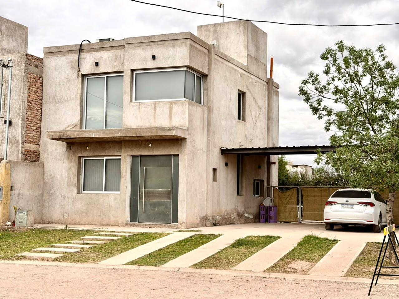 Foto de Casa 2Dorm 2Baños Barrio Rincón de Mitre APTA CREDITO, imagen 1
