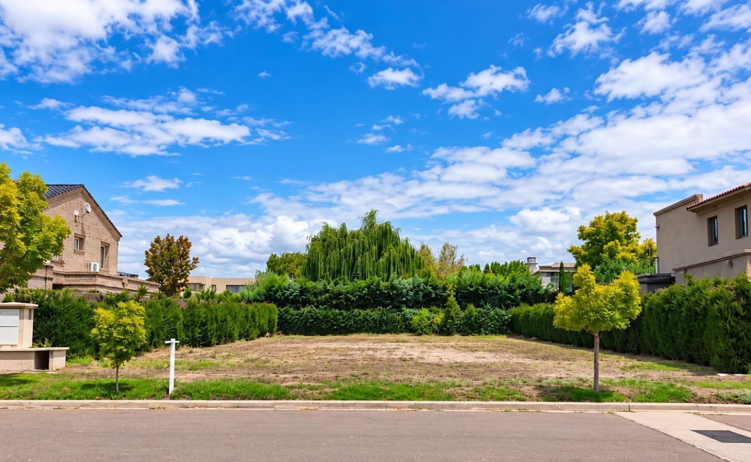 Foto de Venta de Terreno 800 Mts2 Barrio Las Candelas II Chacras de Coria, imagen 2
