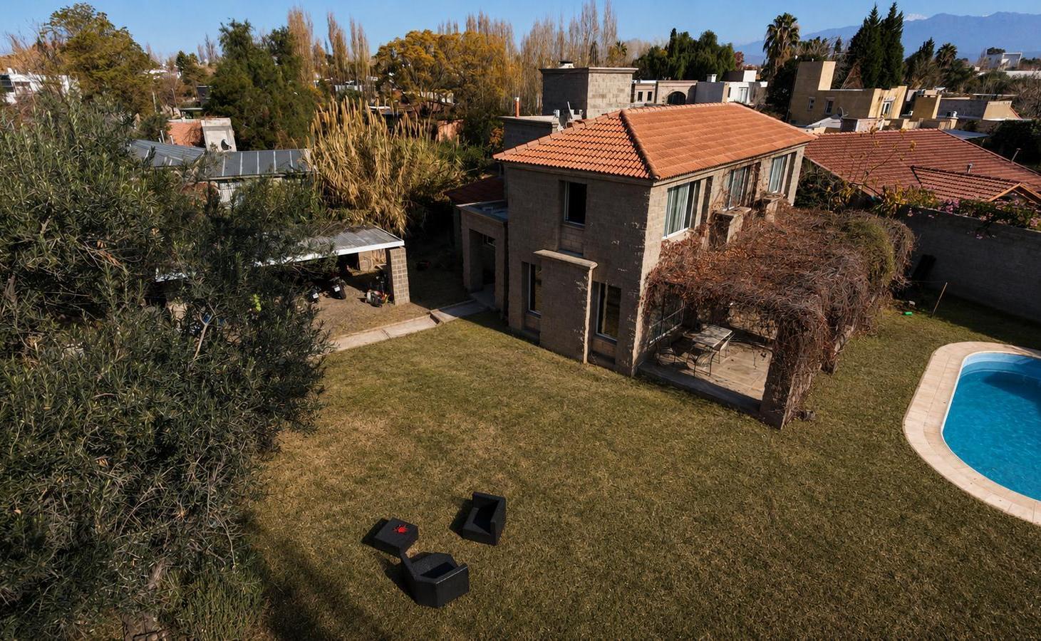 Foto de Casa en venta Barrio San Francisco del Monte Calle Elpidio Gonzalez, imagen 2