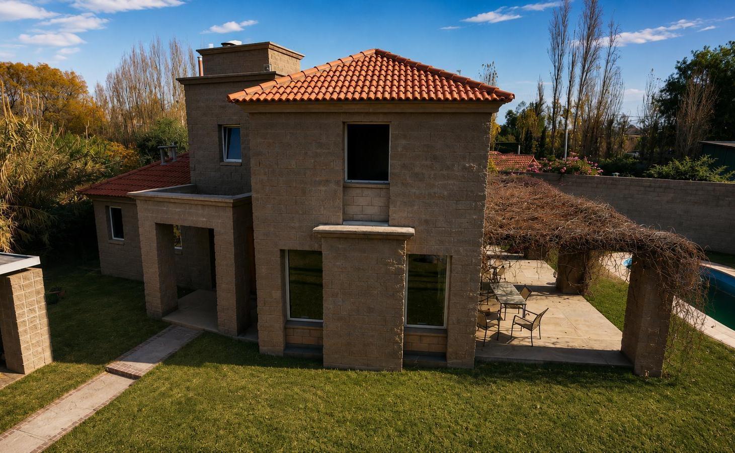 Foto de Casa en venta Barrio San Francisco del Monte Calle Elpidio Gonzalez, imagen 4