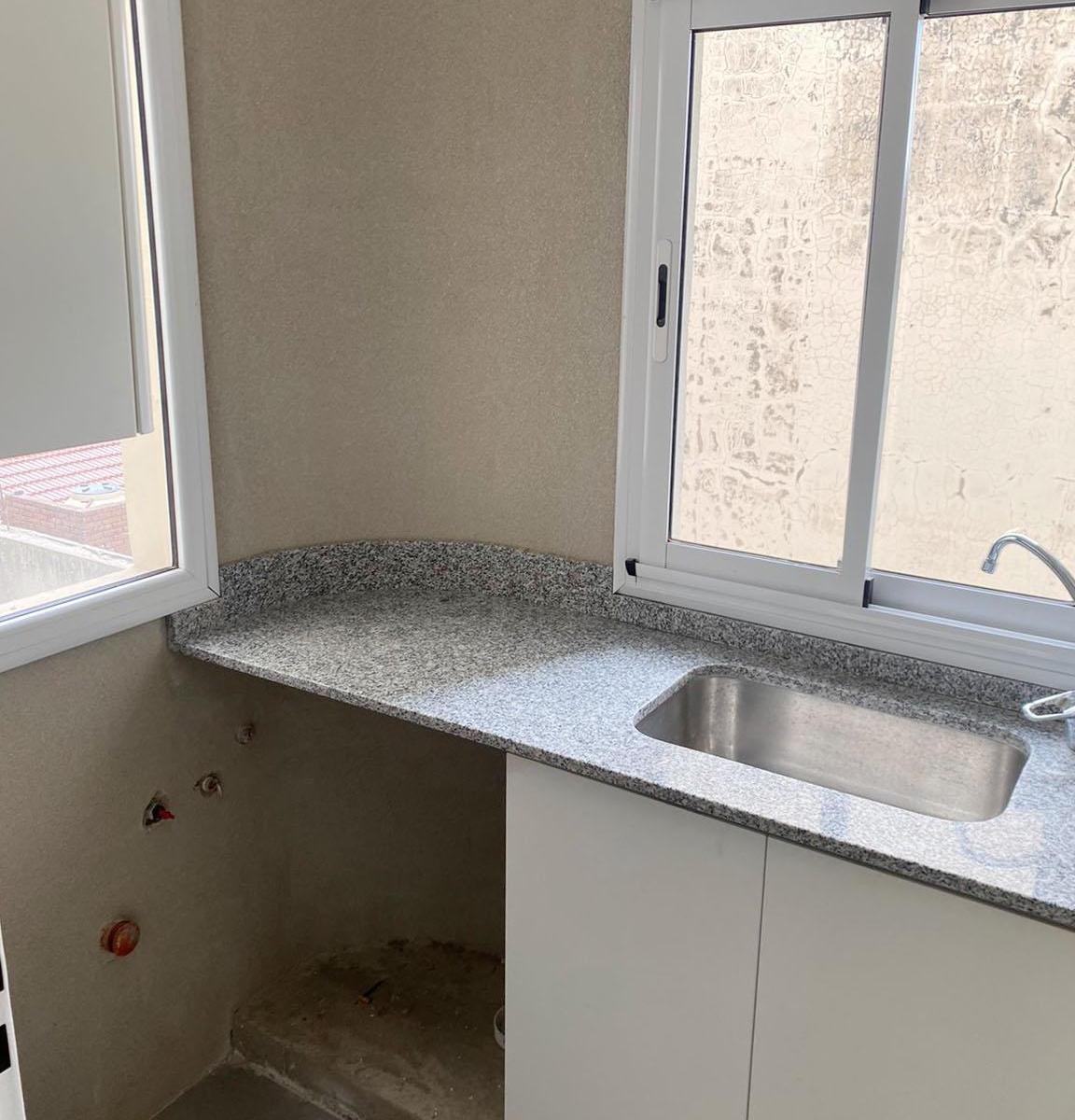 Departamento Centrico de 2 Dorm., Semipiso, Merced 300 4