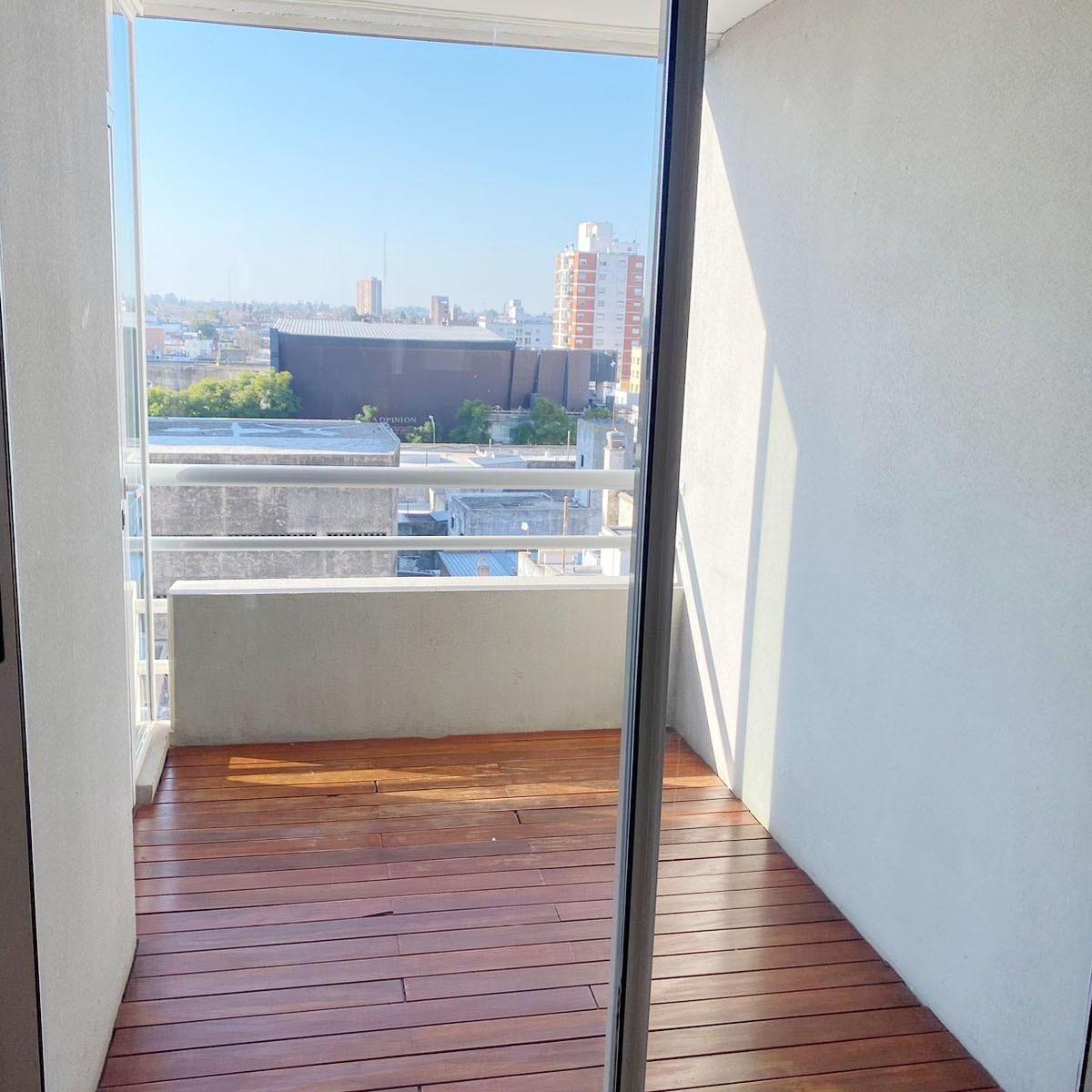 Departamento de 2 Dorm. Centrico, Edificio de Primera Calidad 2