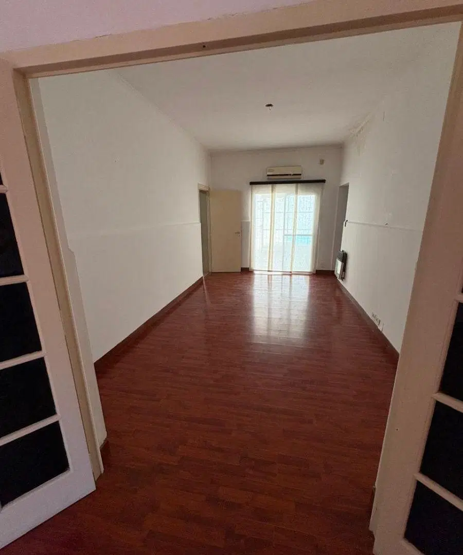CASA CENTRICA TIPO PH. MITRE 1100. 2 DORMITORIOS CON PILETA 2