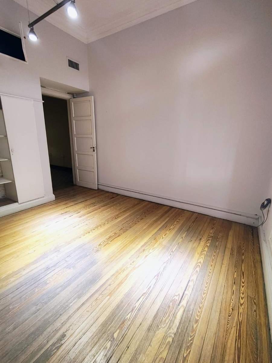 Se Vende Dep. de 6 Dorm. 3
