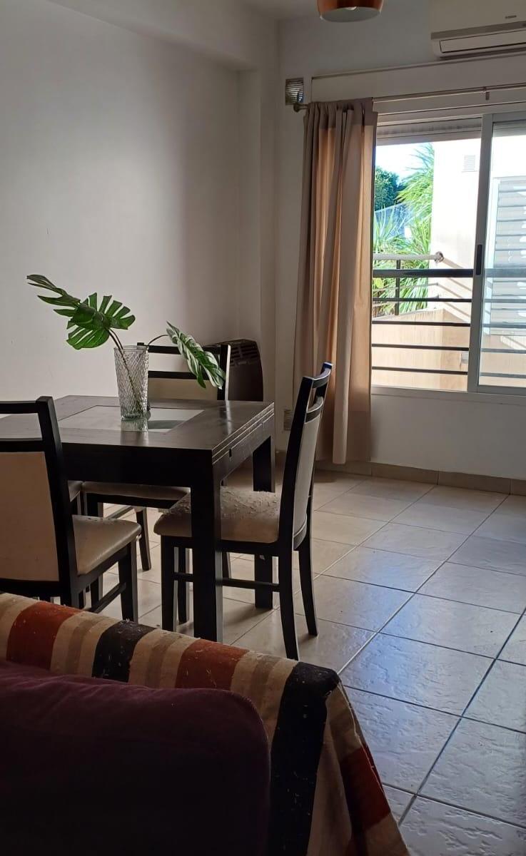 Impecable y Luminoso Departamento. 3