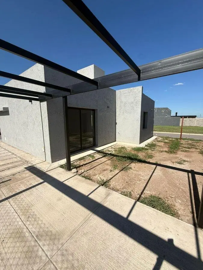 Casa en Docta - FINANCIACIÓN PROPIA - 2 dorm - 1 baño - galería - cochera- todos los servicios 3
