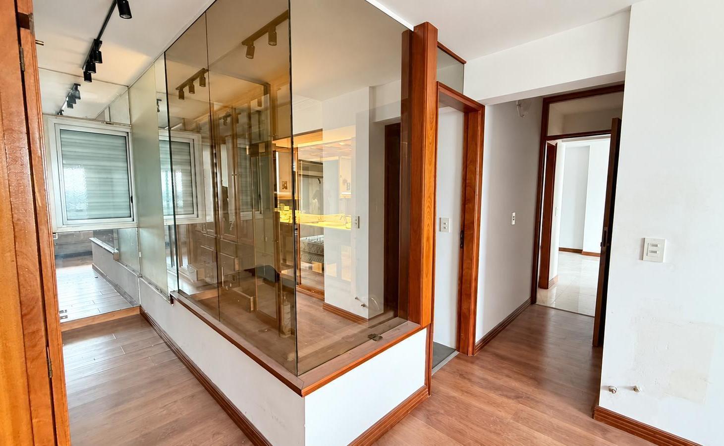 Foto de Alquiler depto 1 dormitorio + comodín frente al rio, imagen 5