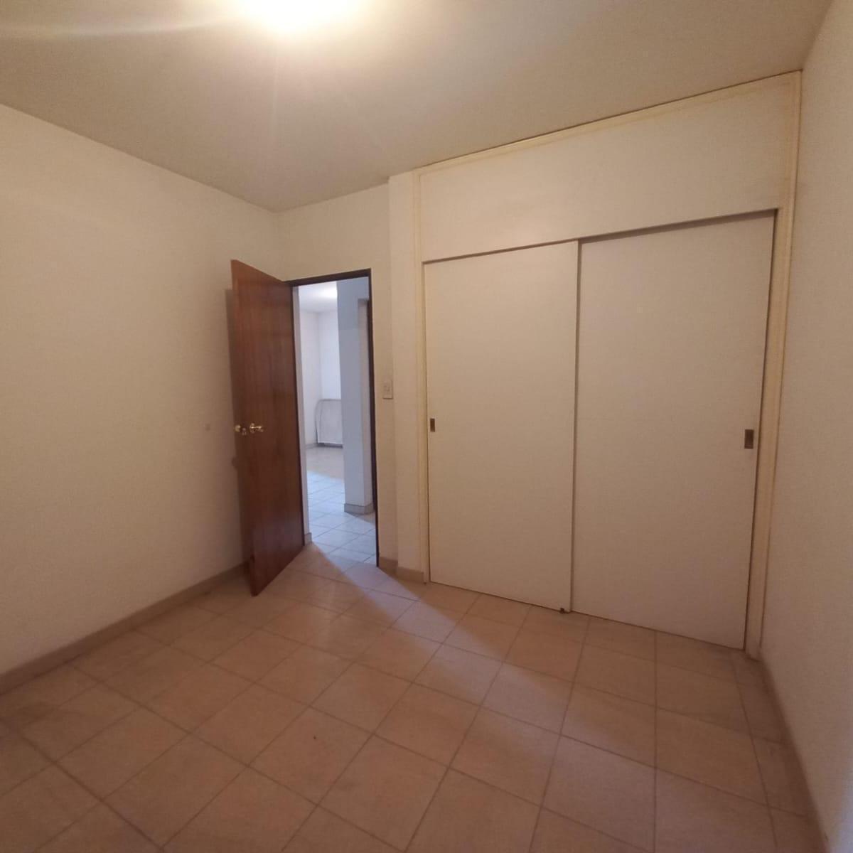 Venta Departamento en Pb con Patio en Godoy Cruz 5